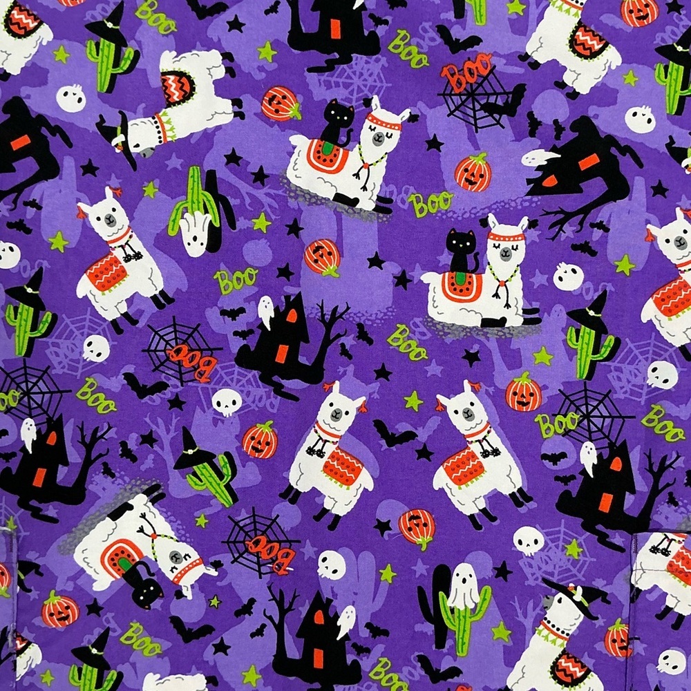Cassandra O Scrub Top Llama’s Halloween Theme V Neck Short Sleeve Purple XL - Picture 4 of 16